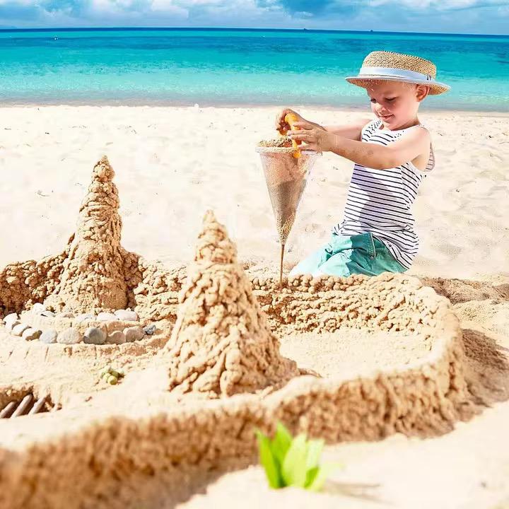 Sand maker